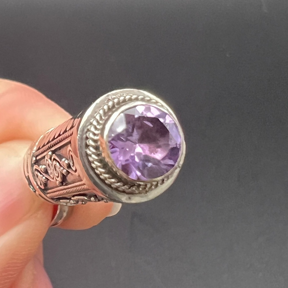 Sterling Silver Poison Pendant with Amethyst - Picture 4 of 6
